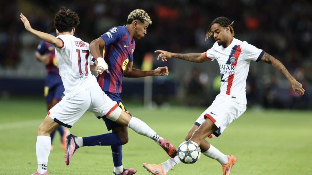 Mercato : le PSG prépare un énorme coup à 100 M€ au FC Barcelone !