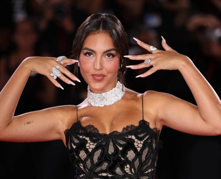Georgina Rodriguez : sa bague de fiançailles de 6 M€ enflamme la toile