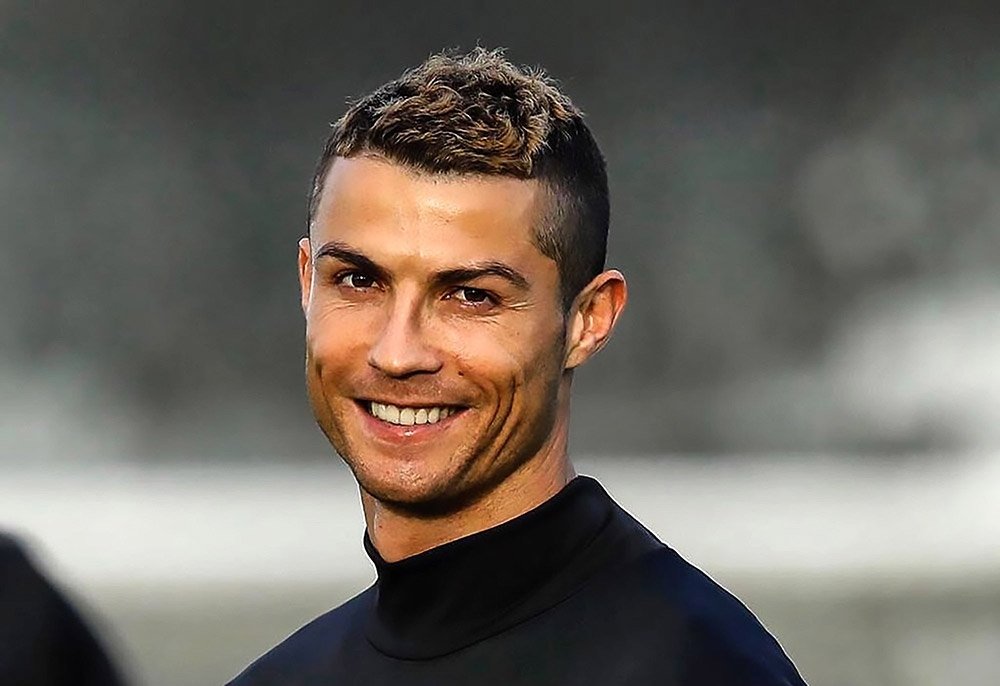 Cristiano Ronaldo, premier footballeur milliardaire... Messi distancé